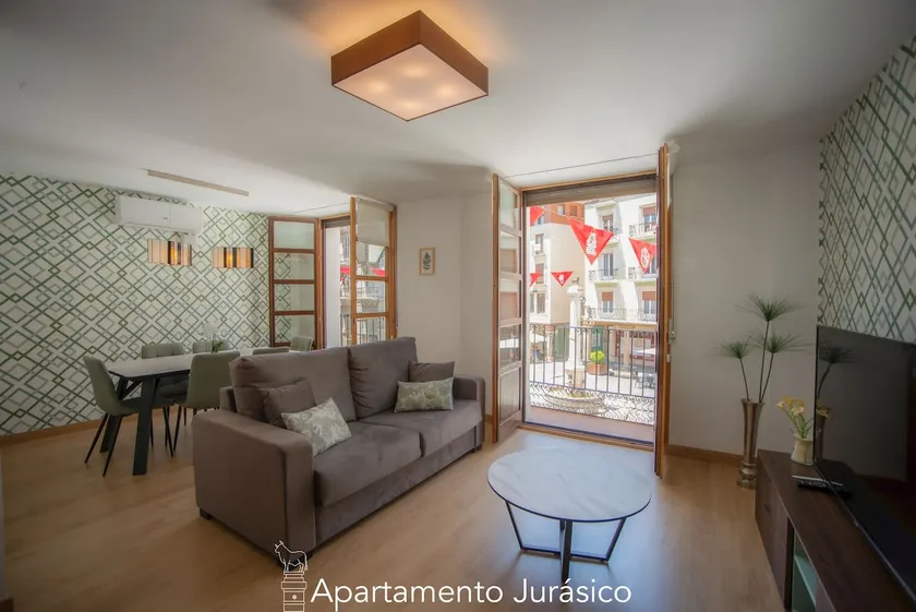 Appartement-Jurásico-de Luxe-SDB privée avec douche-Balcon - Image 1