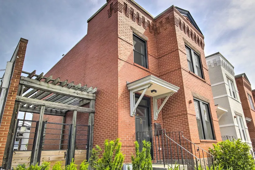 2 Mi to National Mall: Modern DC Retreat w/ Patio - Image 1