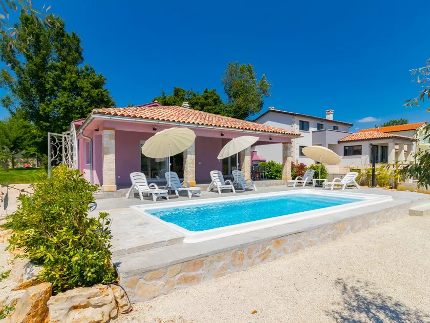 Holiday Home Mario by Interhome - Image 1