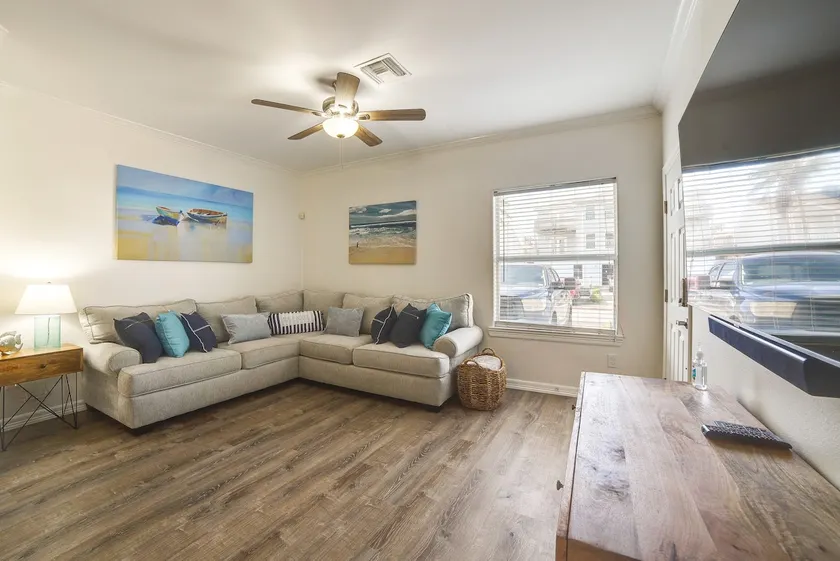 Modern Island Condo w/ Pool: Steps to the Beach! - Image 1