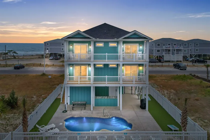 A Wedge Away by Brunswick Vacation Rentals w/ Pool - Image 1