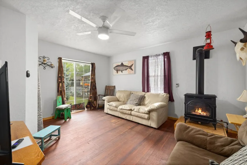 Rustic Cottage - Hot Tub | Pets | Fenced Yard - Image 1