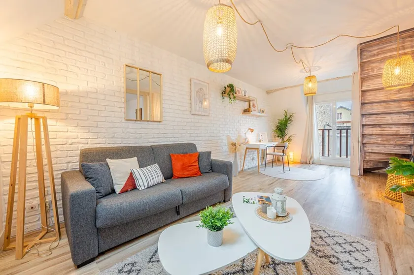 The Luxury Cocoon/Duplex in the City Center - Image 1