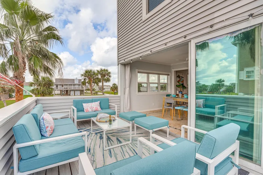 Walk to Pirates Beach: Galveston Gem w/ Balcony - Image 1