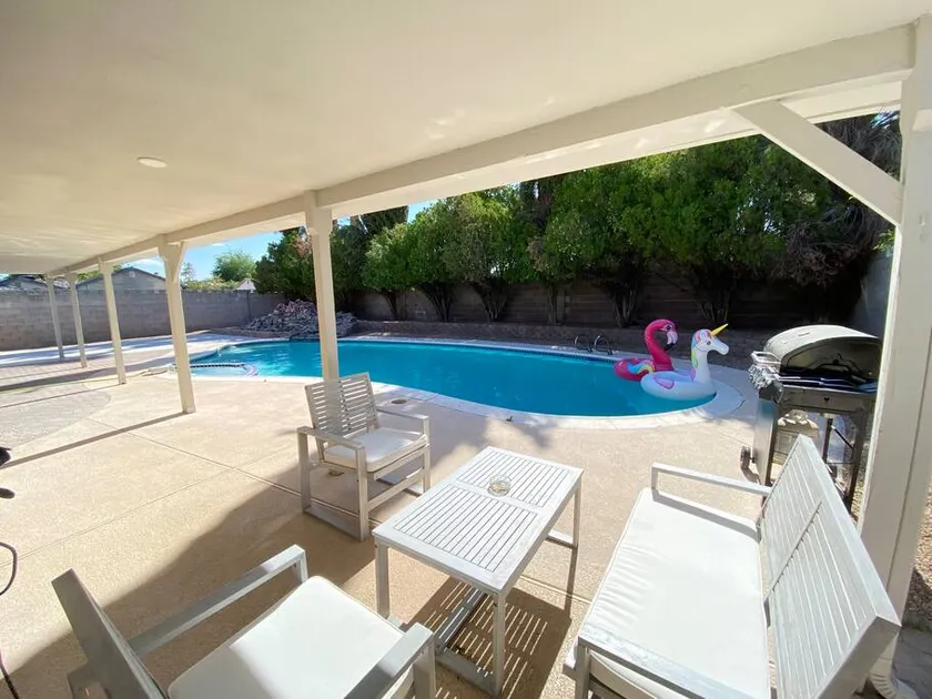 Privacy Pool~Spa Grill~Chinatown~12min to LV STRIP - Image 1
