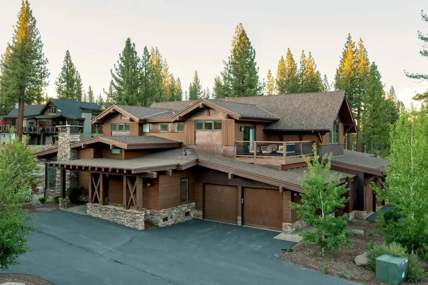 Quartz by AvantStay|10min to Ski, 15min to Lake! - Image 1