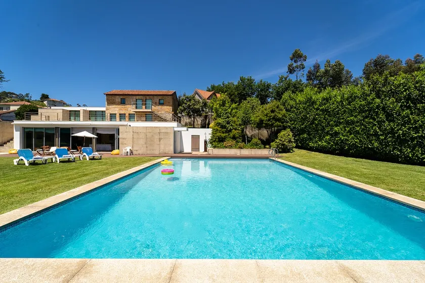 Casa de Silvares Fafe - Moradia Premium com piscina by House and People - Image 1