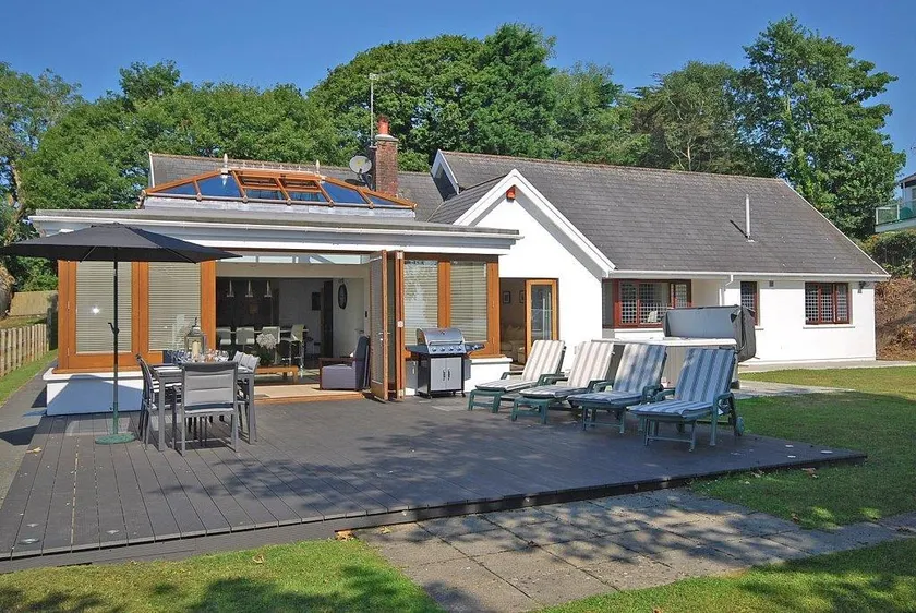 Merveilleuse maison entièrement équipée avec jardin et barbecue | Vue mer - Image 1