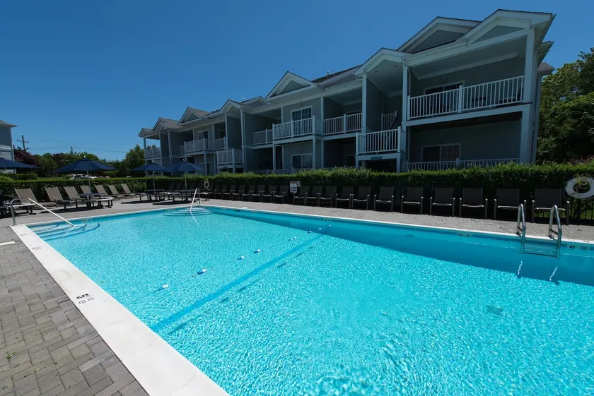 Cliffside Resort Poolside Condo A204 - Image 1