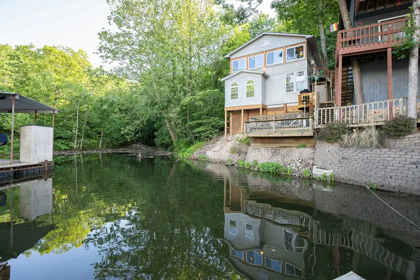 Wonderful Remote Lake Cabin! Fish from Deck & Dock - Image 1