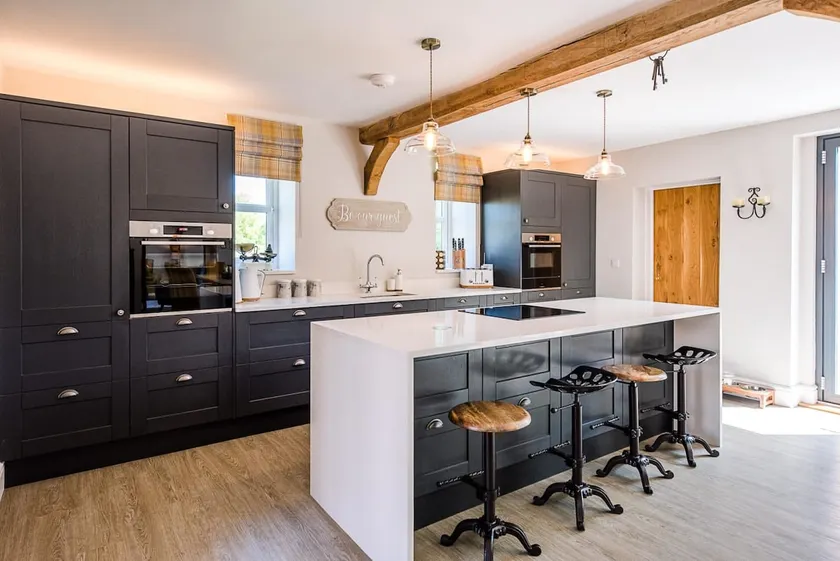 Chapel Cottage at Pond Hall Farm, Stunnning Property with Private Hot Tub, Hadleigh - Image 1