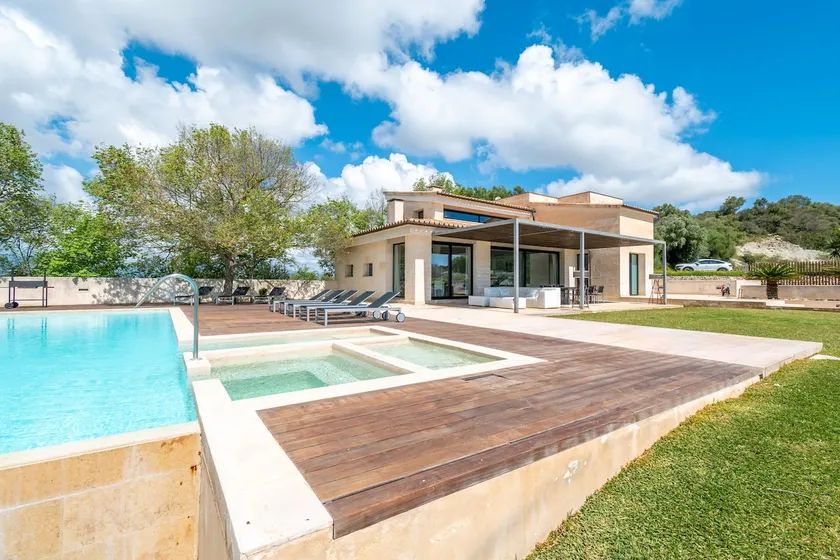 Finca Dalt Son Morro - Image 1