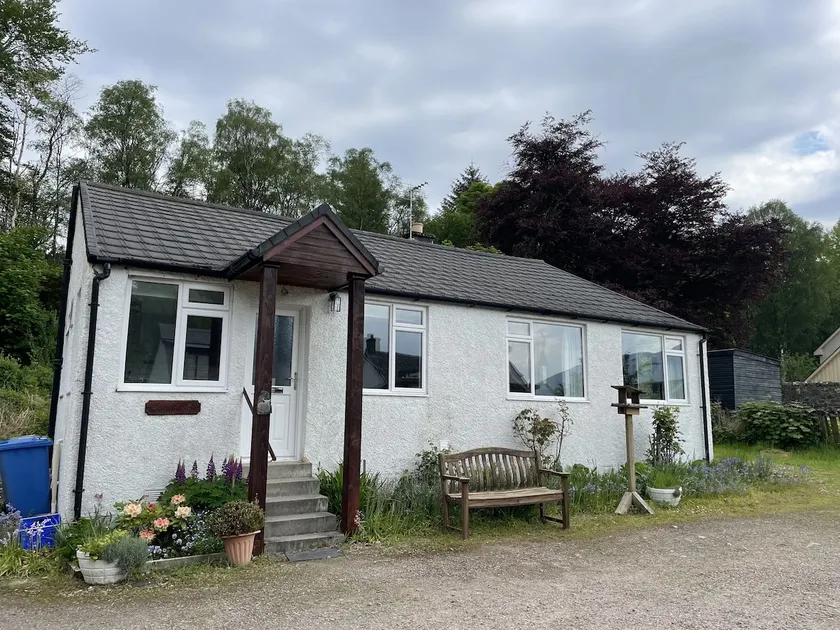 Crianlarich Cottage - Image 1