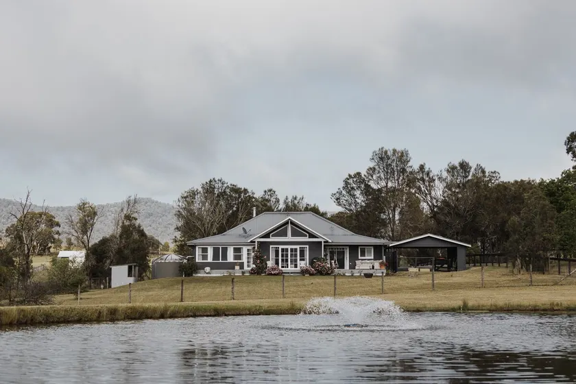 Hamptons Cottage - Image 1