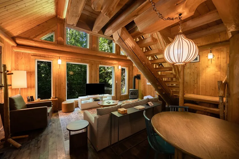 Halfmoon Cottage I Nature Escape I Hot Tub I Pets - Image 1