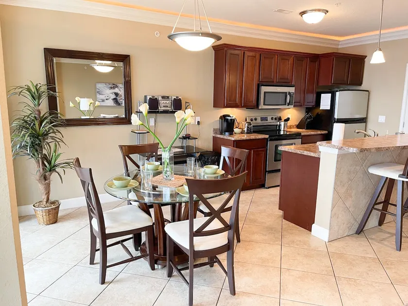 Lands End Condo 2 Bedroom, Grand Glaize Arm & Main Channel, Inquire for Slip! - Image 1