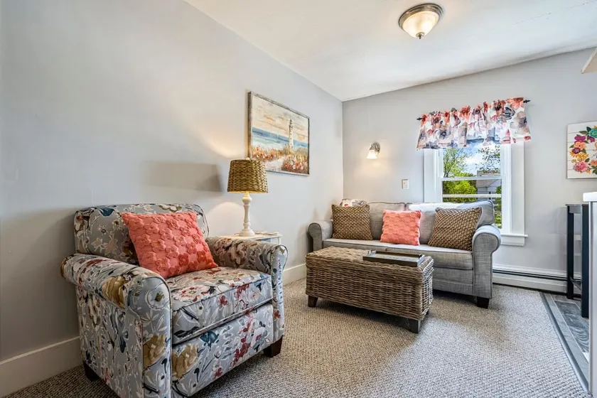 Beautiful Inn, Lighthouse Landing #5 Beach Rose - Image 1