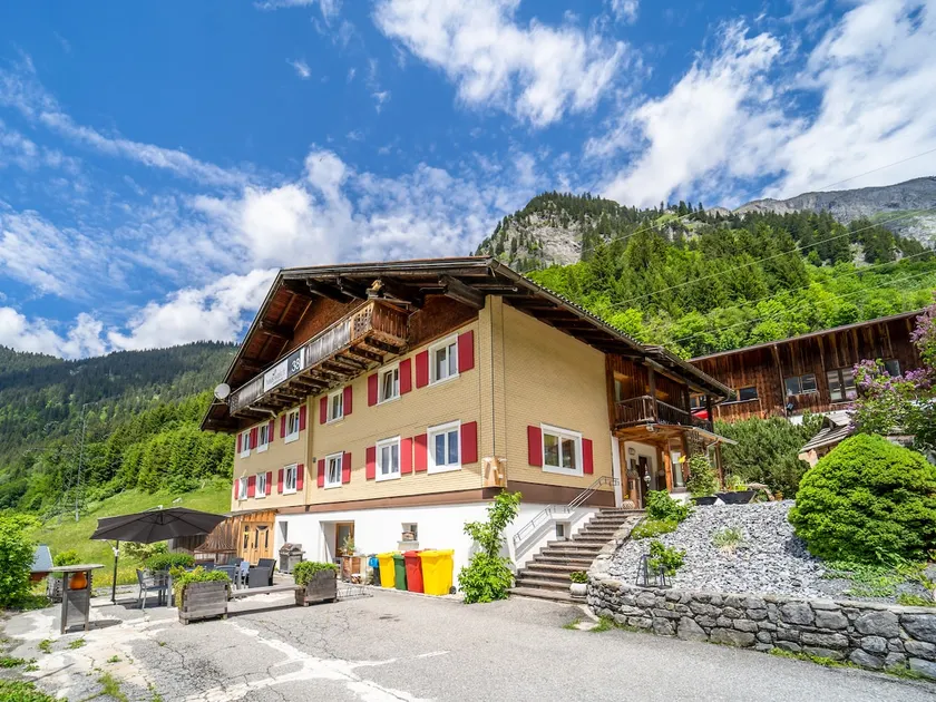 Spacious apartment in the Arlberg ski area - Image 1