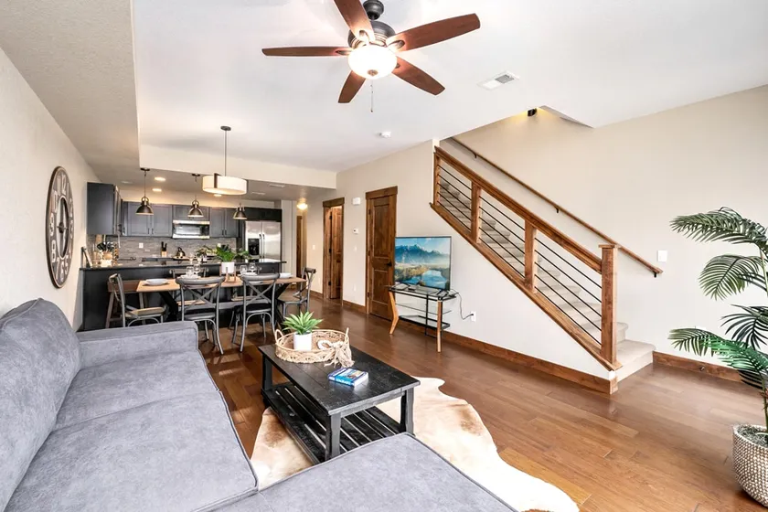 Spectacular Home near Breweries & River District! - Image 1