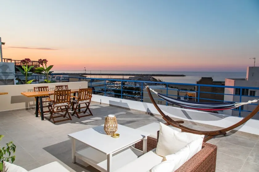 Areti Seaview Residence - Image 1