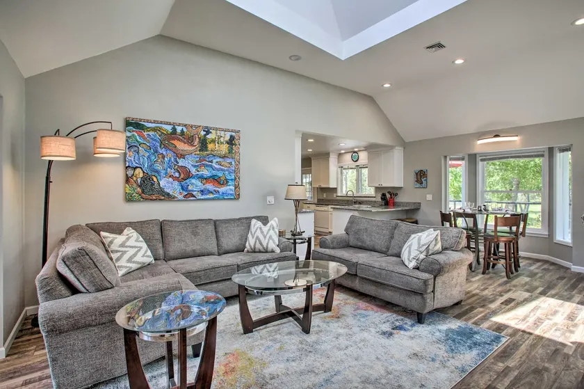 All-Seasons Chewelah Home: Fish, Golf & Ski! - Image 1