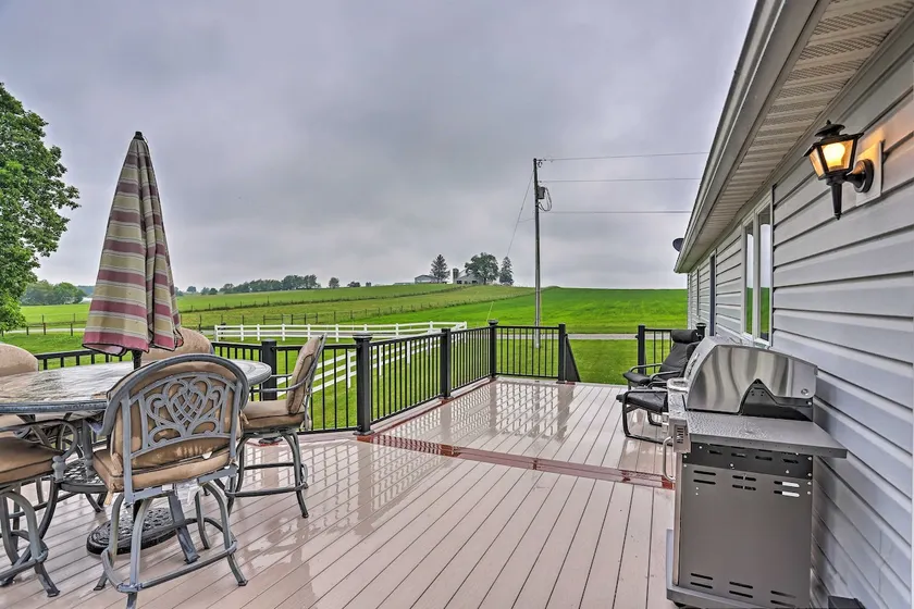 Millersburg Home w/ Covered Porch & Fire Pit! - Image 1