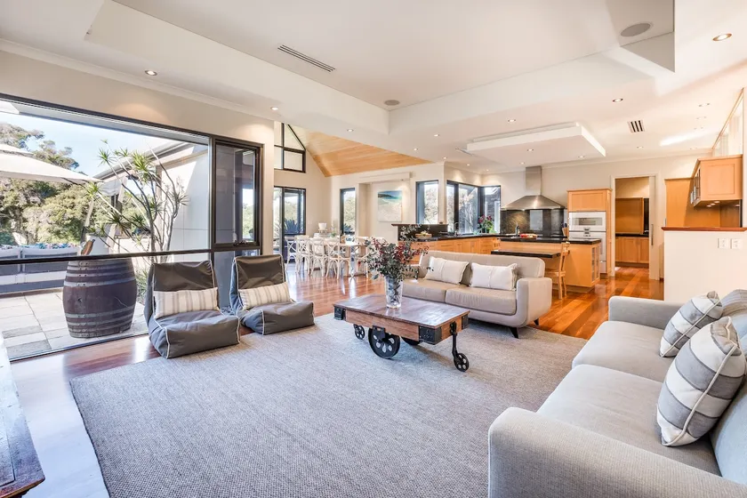 Nanga Mai—Luxe Bushland Haven near Yallingup Beach - Image 1