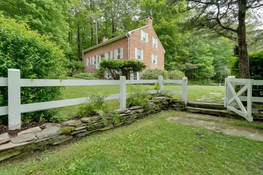 'Sky Parlor Farm' on 480 Acres w/ Fire Pit! - Image 1