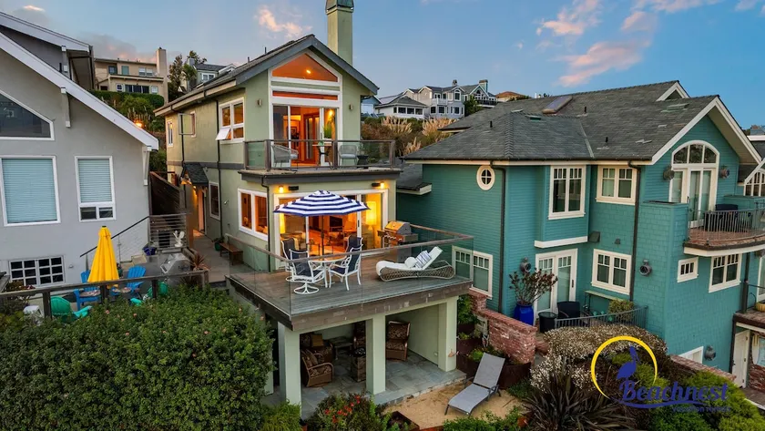 Capitola Cliff House - Image 1