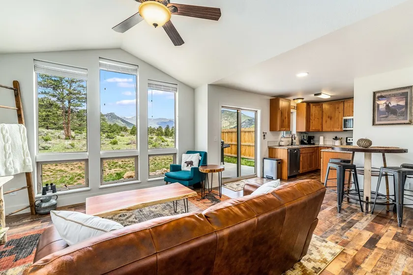 Serenity in the Rockies townhouse - Image 1