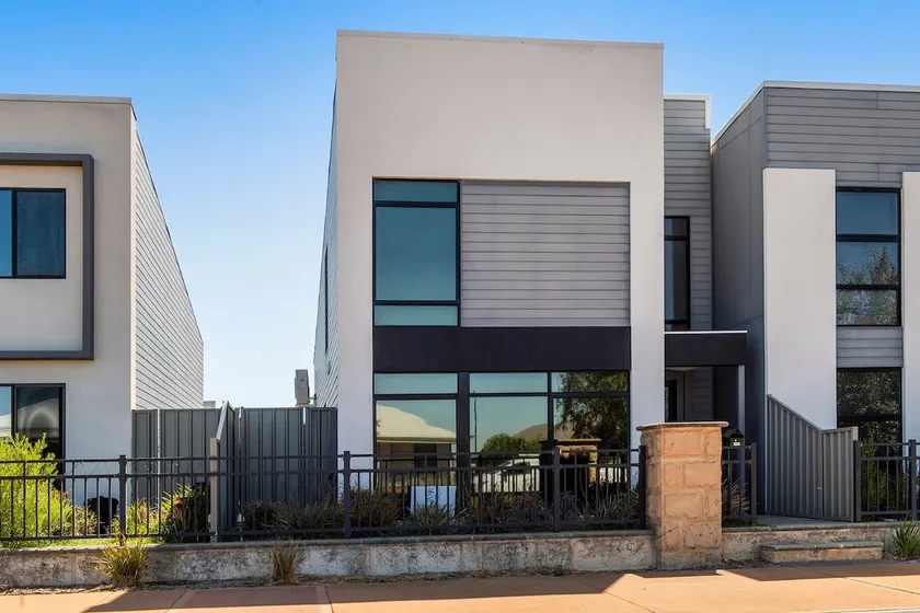 Vasse NewYorker Townhouse - Image 1