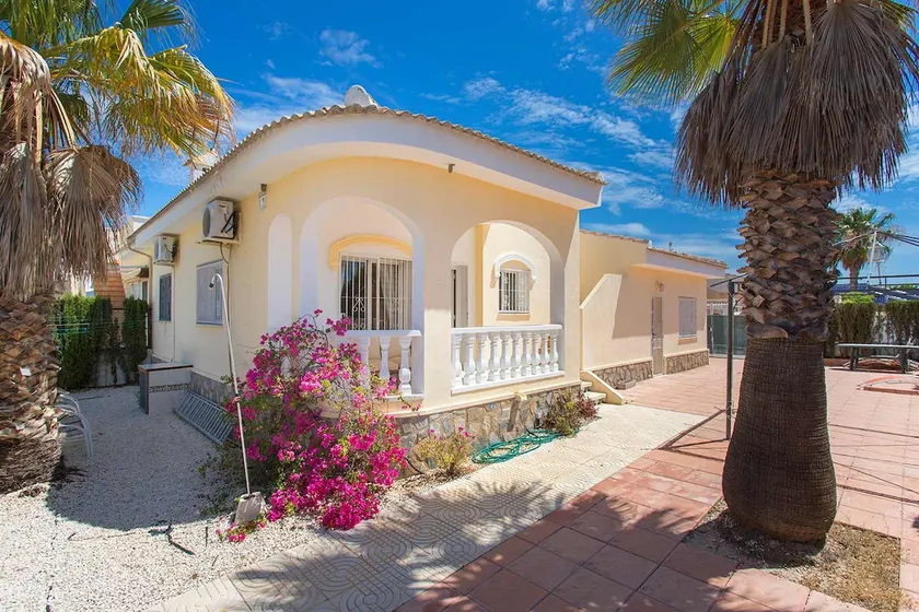CH Isla Menorca Ciudad Quesada - Image 1