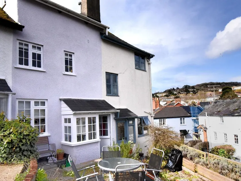 Lavender Cottage - Image 1