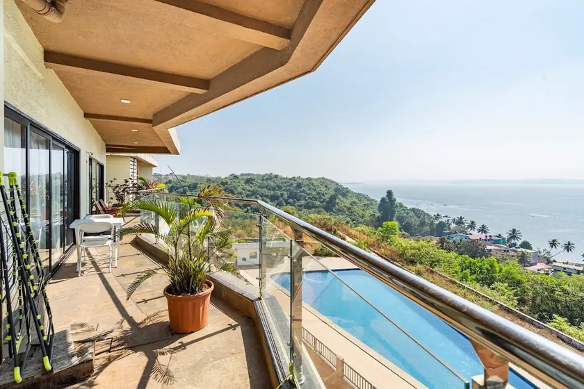 Cliffside Sea View 4BHK | Mirashya A301 - Image 1