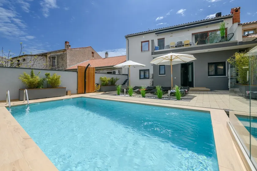 Lounge-Haus Dolce Vita - Image 1