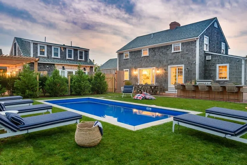 Luxury Nantucket Estate, Heated Pool & Hot Tub - Image 1