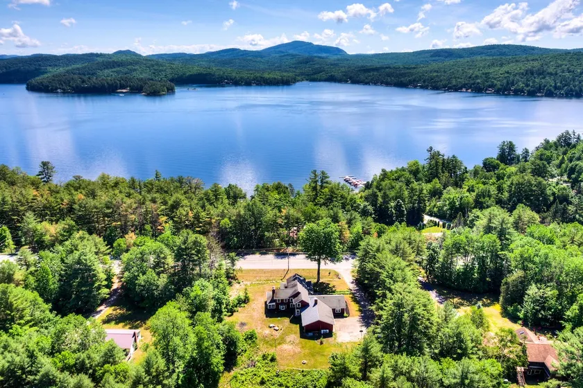 Vintage Schroon Lake Farmhouse w/ Private Beach! - Image 1