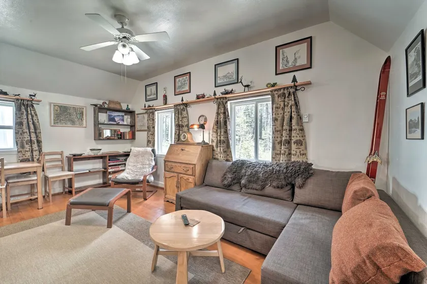 Half-Mi to Trails: Rustic Soda Springs Cabin! - Image 1