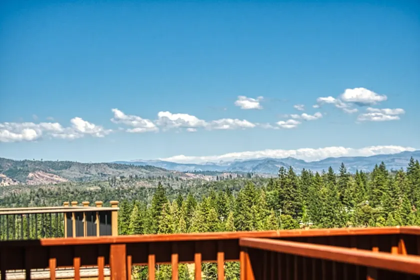 The View at Pine Mountain Lake - Image 1