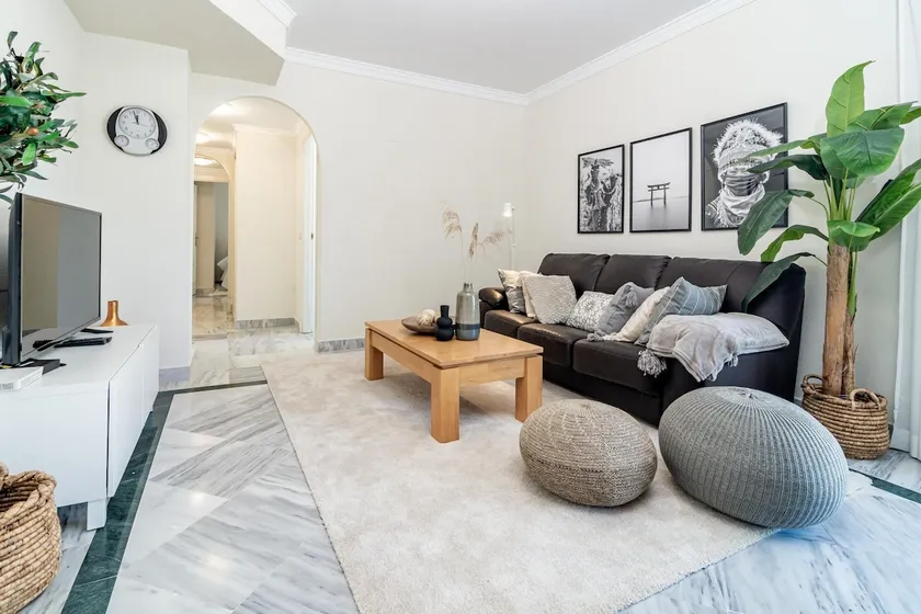Dn11-2 Bedroom Apartment Close To Puerto Banus - Image 1
