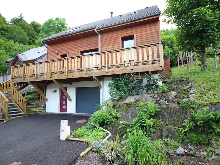 Chalet moderne 92m², Wi-Fi, proche Mont-Dore - FR-1-608-206 - Image 1