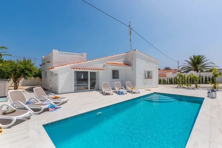 Villa Amanecer - PlusHolidays - Image 1