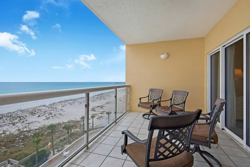 Gulf front @ Emerald Ise, Pensacola Beach~HEATED pool! - Image 1