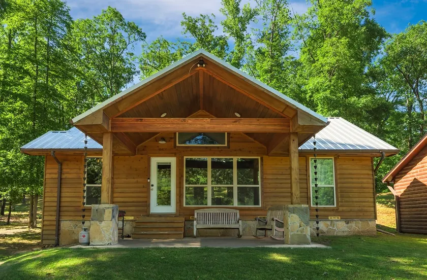 Riverside Cabin | Kayaks | Mountains | Stargazing - Image 1
