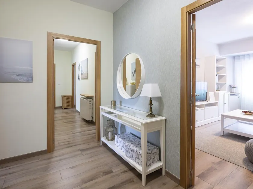 4th Floor Adeinés Tourist Rental Housing - Image 1