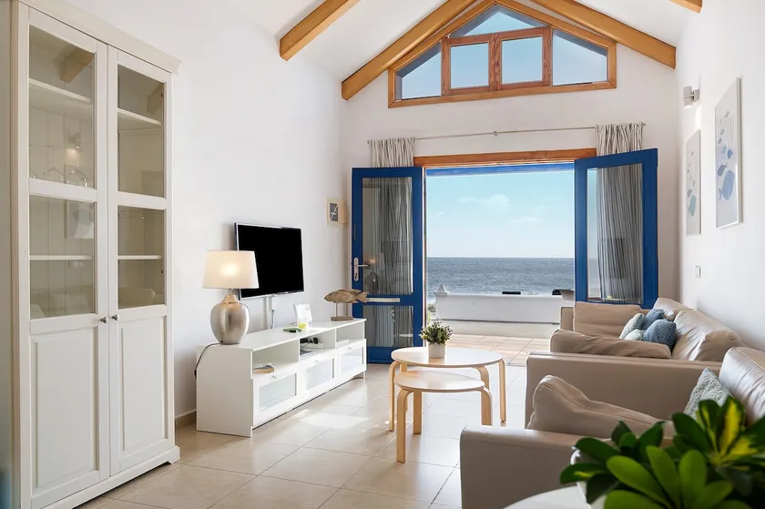 Vacation Home La Mariana with Direct Sea View, Wi-Fi, Terrace & BBQ - Image 1