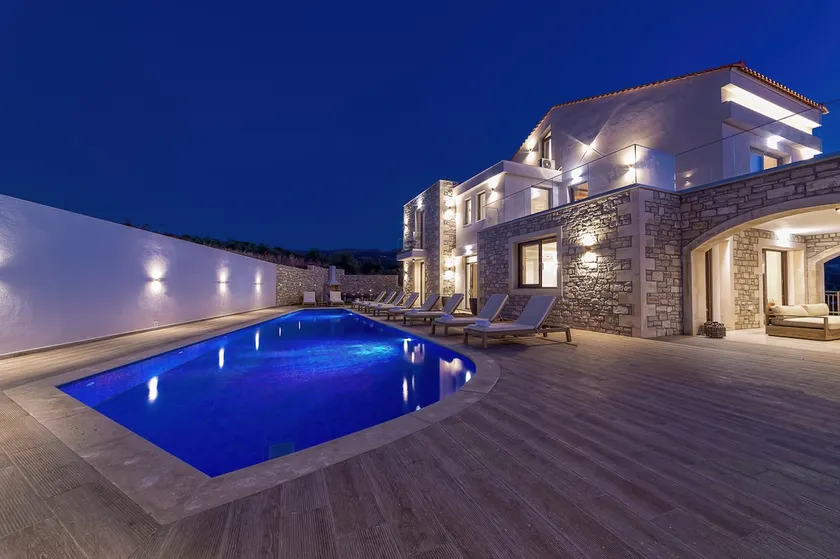 Grand Resort Villa - Image 1