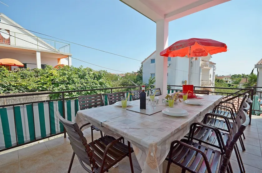 Apartment Roza (89421-A1) - Vodice - Image 1