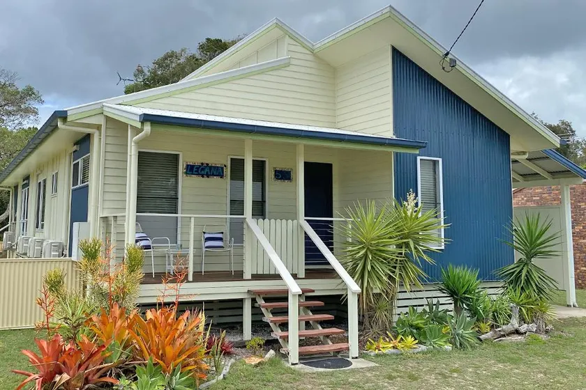 Neat 3 Bedroom House with bush outlook - Image 1