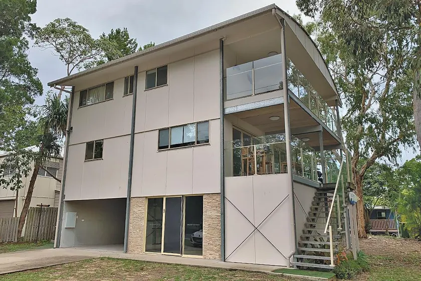 Beach House - Central Location - Image 1